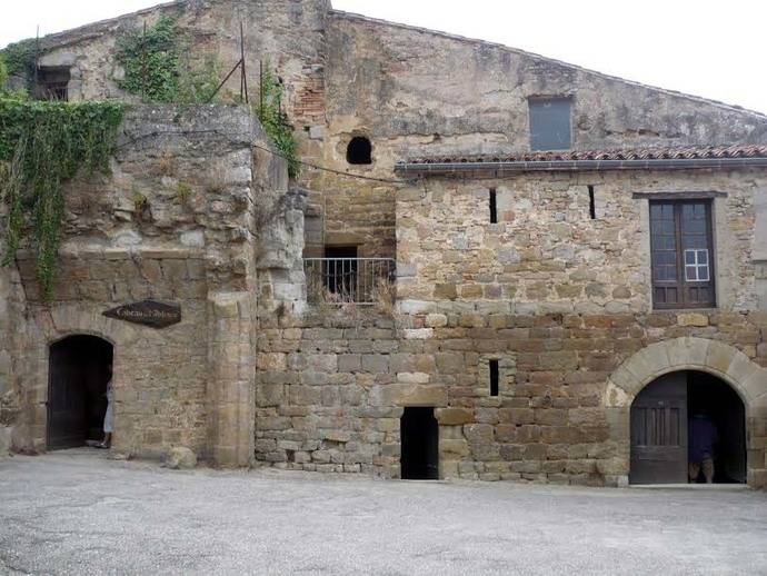 La Abadía de San Hilario, cuna del primer espumoso del mundo, el Blanquette de Limoux