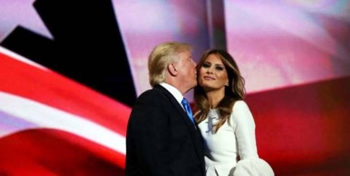 Melania Trump considera 'inaceptables y ofensivas' las palabras de su esposo Trump sobre las mujeres
