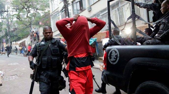Brasil: Alarma en Copacabana e Ipanema por mortales tiroteos