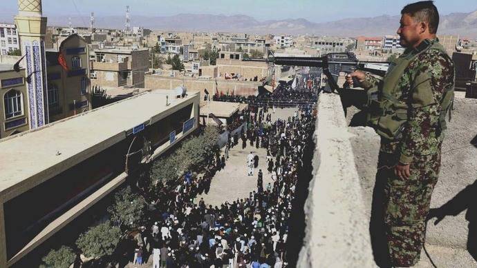 Al menos 14 muertos en ataque insurgente contra un templo shií en Kabul