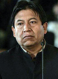 El canciller David Choquehuanca dijo que 'Alan García no está hablando de Bolivia' sino de otro país y que tiene 'mala información' pues esos datos 'no coinciden con la realidad' boliviana.