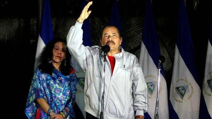 Daniel Ortega se impone en elecciones nicaragüenses con 72.5% de los votos