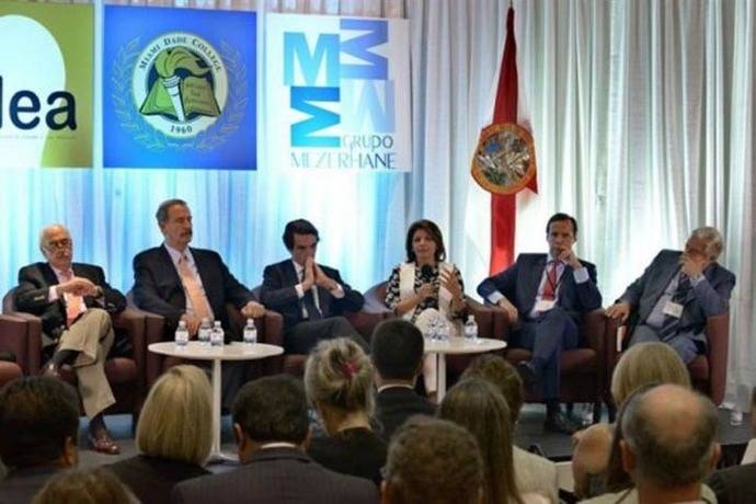 Los cuestionamientos de Aznar a los acuerdos de paz con las Farc