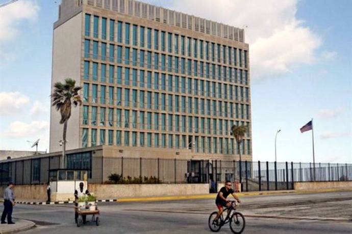 Sede de la embajada de Estados Unidos en Cuba, reabierta hace más de un año tras 54 años de estar cerrada por conflicto entre Cuba y EE.UU. 