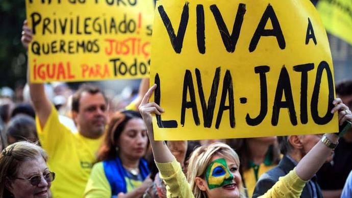 Detienen a 32 abogados en Brasil vinculados a facción que opera en presidio