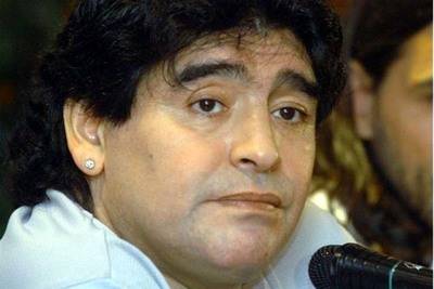 Maradona apoya la decisión de jugadores argentinos de no hablar más con la prensa