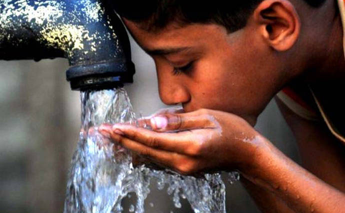 La ONU alerta de 'insostenible' situación del acceso al agua potable