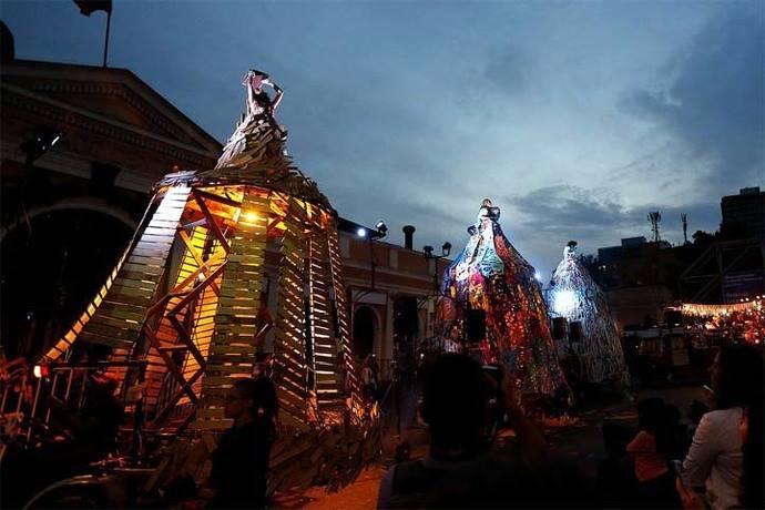 Santiago A Mil: 27 espectáculos y más de 90 funciones gratuitas se tomarán las calles de la ciudad