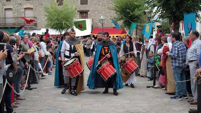 El pueblo oscense de Bailo hace una recreación histórica de la estancia en tierras de la Jacetania del Santo Grial