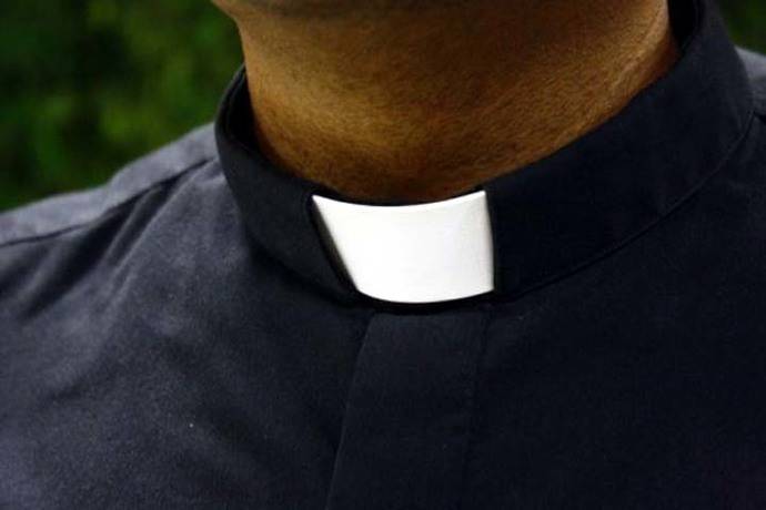 La Iglesia destituye a tres sacerdotes salvadoreños por abuso sexual de menores