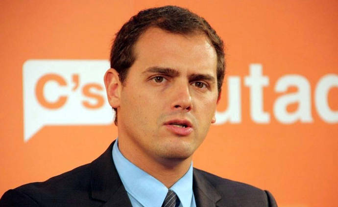 Albert Rivera cierra con Rajoy el apoyo de Ciudadanos al techo de gasto pero rechaza la subida de impuestos