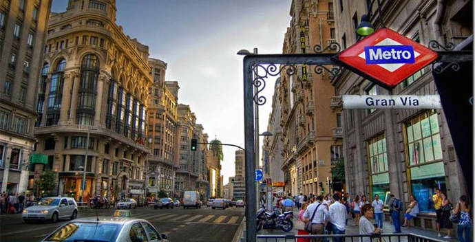 El cierre al tráfico de la Gran Vía de Carmena ya lo ensayó Gallardón con éxito