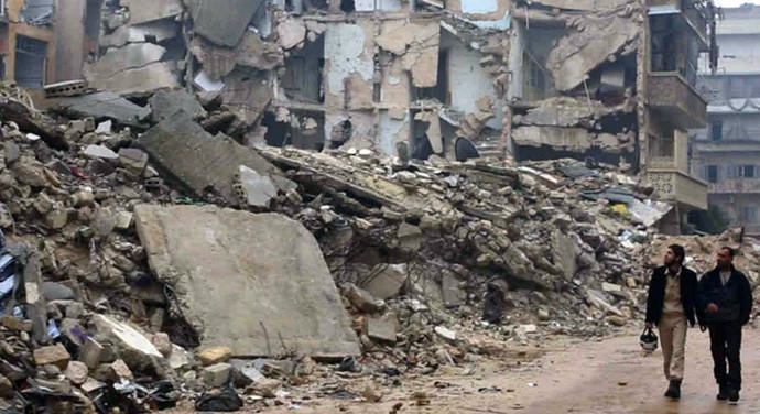 Más De 4.000 Combatientes Abandonan El Enclave Rebelde De Alepo