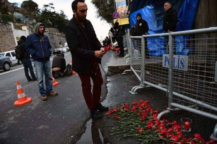 Tras la pista del atacante que mató a 39 personas en un club de Estambul