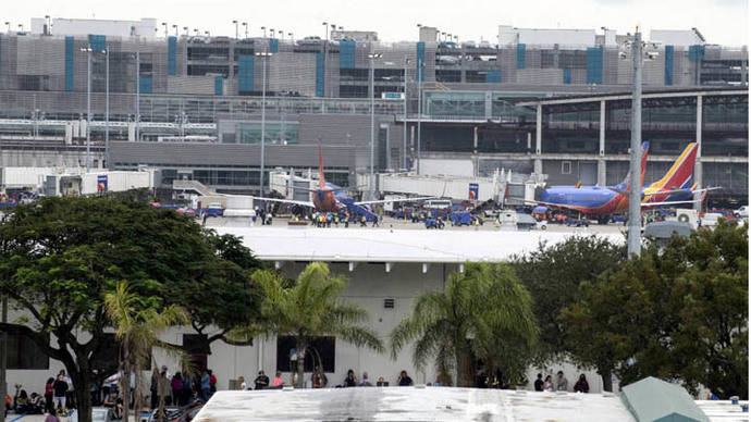 La Policía dice que es pronto para hablar de terrorismo en Fort Lauderdale