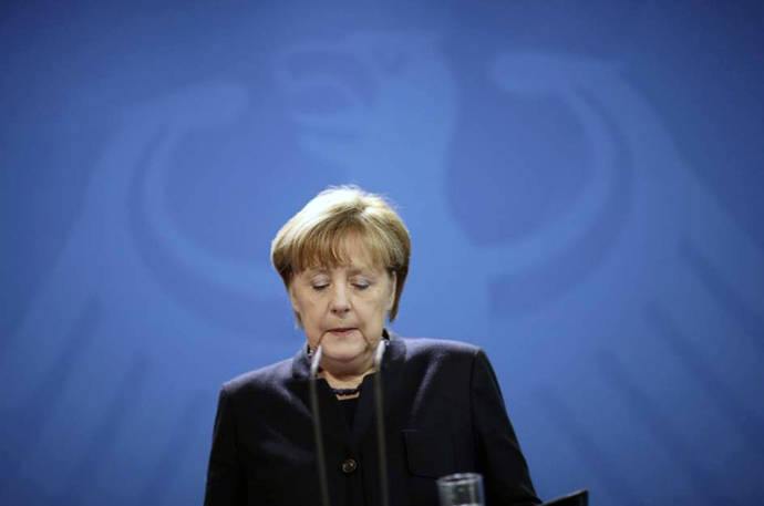 Merkel afronta el año electoral entre críticas pero sin rivales