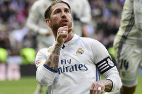 Con dos goles de Sergio Ramos, Real Madrid venció al Málaga