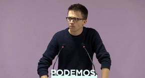 Errejón quiere restar poder a Iglesias: no podrá convocar referéndums y tendrá limitados los mandatos