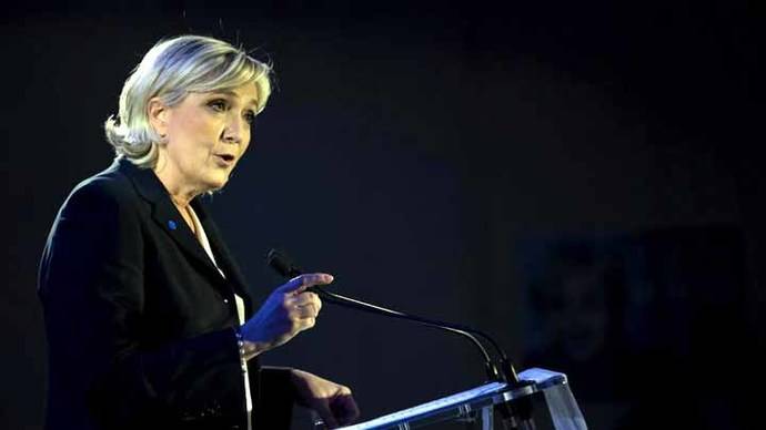 La ultraderechista Marine Le Pen ve a  Emmanuel Macron como su rival en las elecciones de Francia