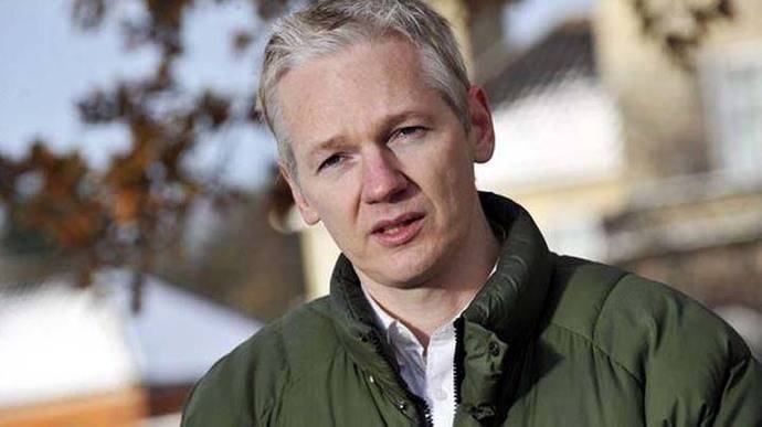 Assange reclama de nuevo 