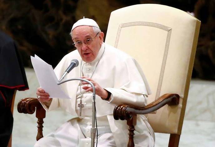 El Papa revela sus secretos contra el estrés y admite corrupción en el Vaticano