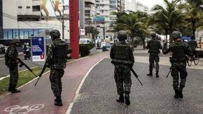 Ejército brasileño envía paracaidistas y blindados a Espírito Santo