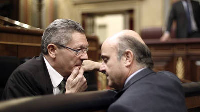 El Ayuntamiento de Madrid investiga un contrato de Gallardón con Lehman Brothers cuando De Guindos era su presidente