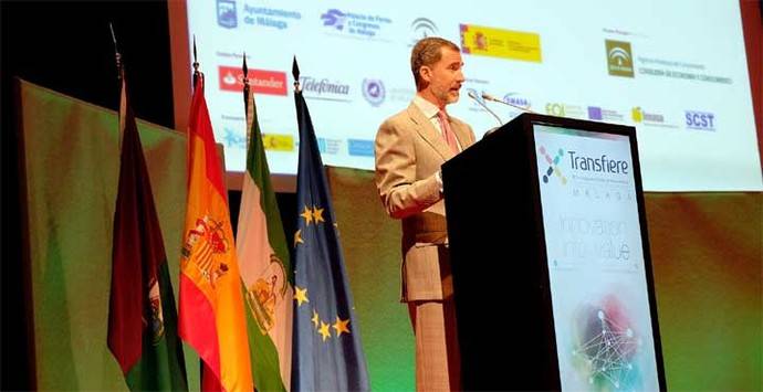 El rey Felipe VI inaugura la Sexta Edición de Foro Transfiere