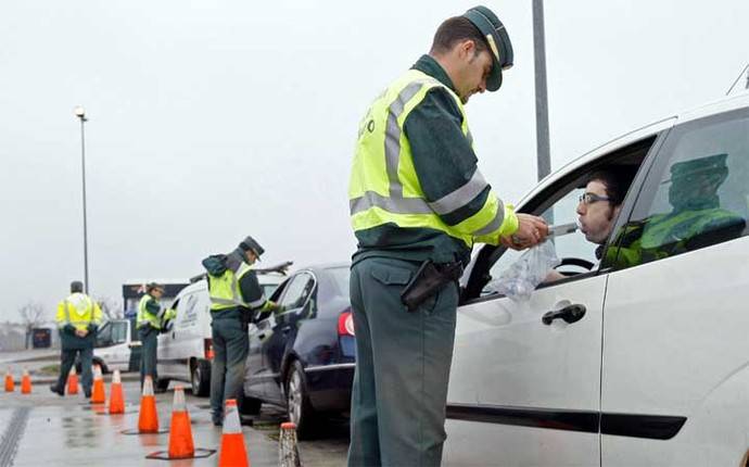 Tres de cada diez delitos atentan contra la seguridad vial en España