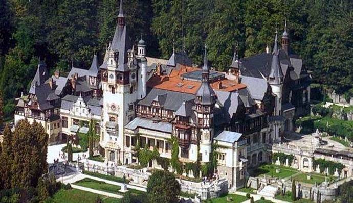 El castillo de PELES en Sinaia (Rumanía)