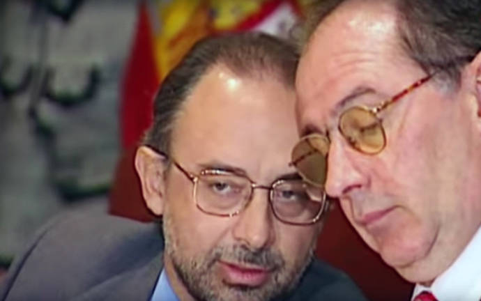 Cristóbal Montoro y Rodrigo Rato en una imagen de archivo 