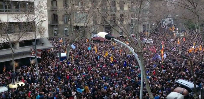 Barcelona acoge la manifestación 'más grande de Europa' a favor de los refugiados