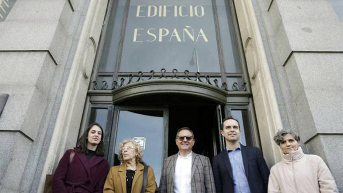 Por orden: Rita Maestre, Manuela Carmena, Trinitario Casanova, José Manuel Calvo y María Ángeles Nieto