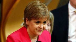 Theresa May rechaza un eventual referendo independentista en Escocia