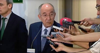 El exgobernador del Banco de España dice que los correos sobre Bankia 