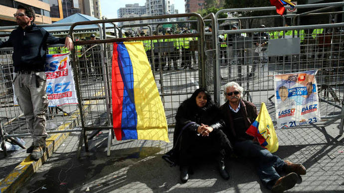 Lasso denuncia 'pretensiones de fraude' en Ecuador y habla con OEA