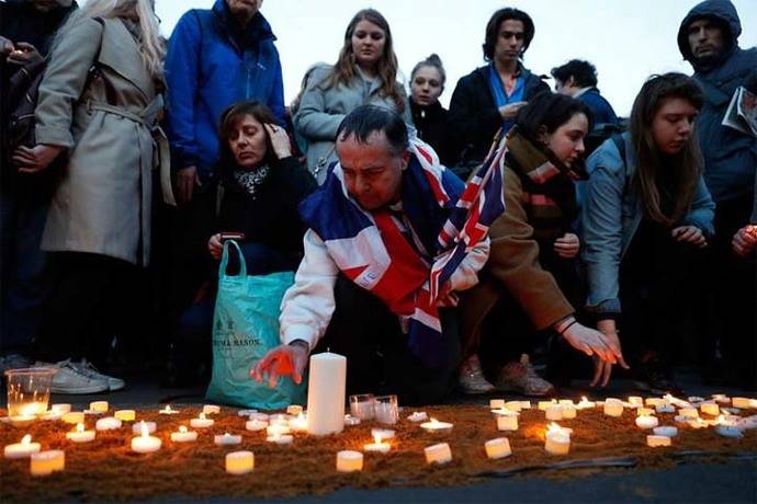 Londres identifica al autor del ataque reivindicado por el Estado Islámico