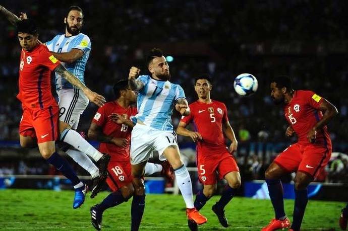 Clasificatorias Rusia 2018: Argentina 1 Chile 0