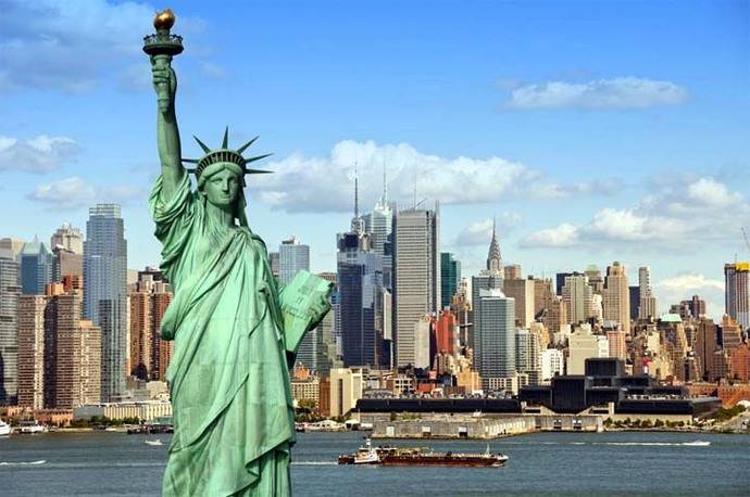 Nueva York anuncia que brindará ayuda legal a inmigrantes