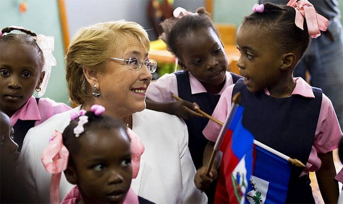 Michelle Bachelet visita Haití y aborda la crisis migratoria