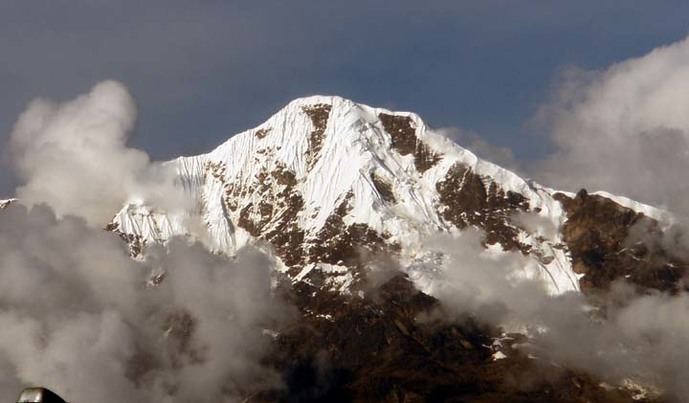 Nevado Salkantay sin nubes