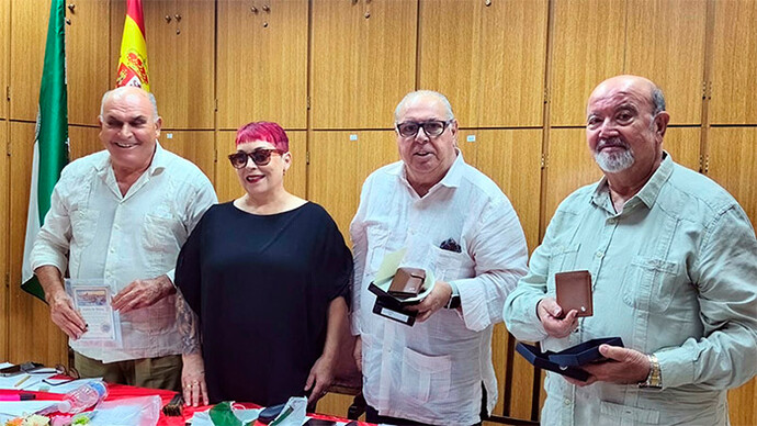 El Ateneo de Sevilla reúne a diez poetas en una velada de Alhoja y dedicada a Triana