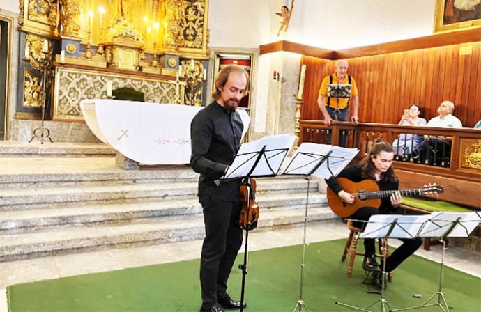 “Paisajes sonoros de España”, guitarra y violín de Antonio Niño y Santiago Daneyko en la Capilla de Abantos