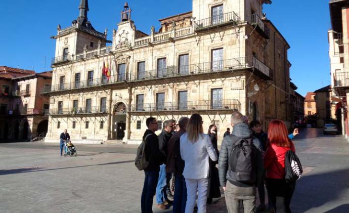 Periodistas extranjeros visitan León y su provincia y regresan encantados
