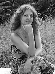 Ana Higueras, ganadora del VI Certamen literario de E. S. Rocaberti