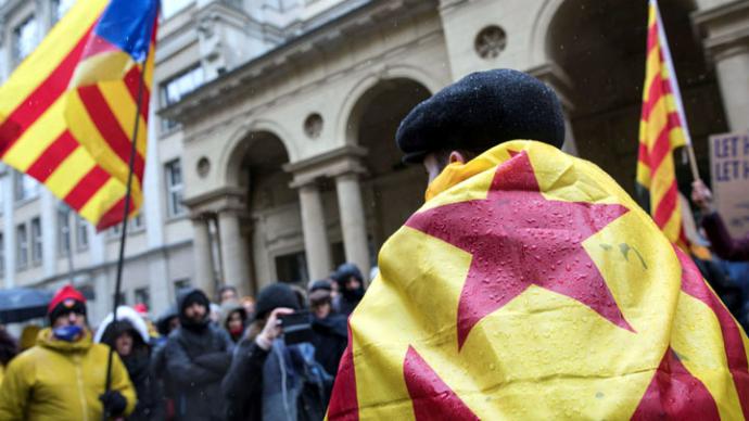 Puigdemont insiste en que 'no hay retorno posible' a la antigua CataluñalA cR