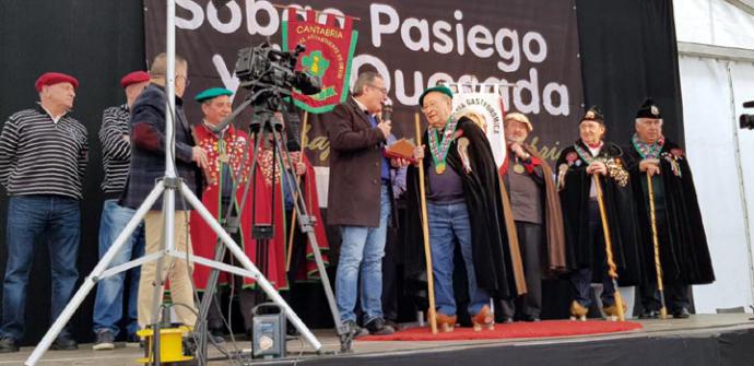 La Feria del Sobao Pasiego y la Quesada homenajeó a Zacarías Puente por su defensa de los quesos de Cantabria