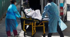 España supera las 10.000 muertes por coronavirus y registra su cifra máxima de 950 fallecidos en un día