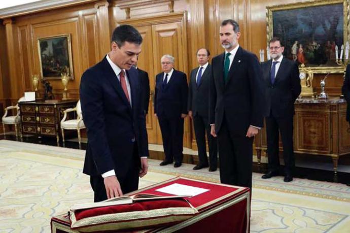 Toma de posesión de Pedro Sánchez en el Palacio de la Zarzuela. CASA REAL