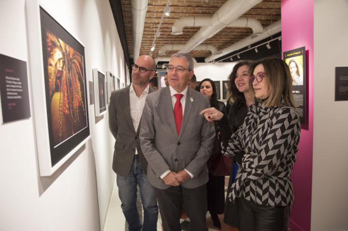 National Geographic repasa en La Térmica el papel de las mujeres durante más de un siglo en todo el mundo